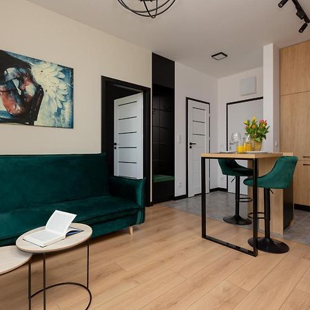 Home Factory Estate Praga Kotsisa By Noclegi Renters Варшава Екстериор снимка