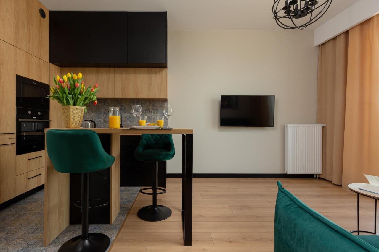 Home Factory Estate Praga Kotsisa By Noclegi Renters Варшава Екстериор снимка