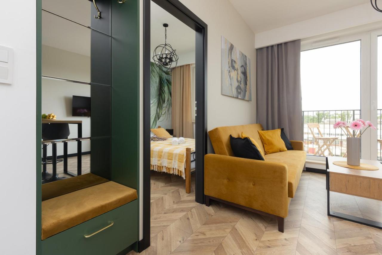 Home Factory Estate Praga Kotsisa By Noclegi Renters Варшава Екстериор снимка