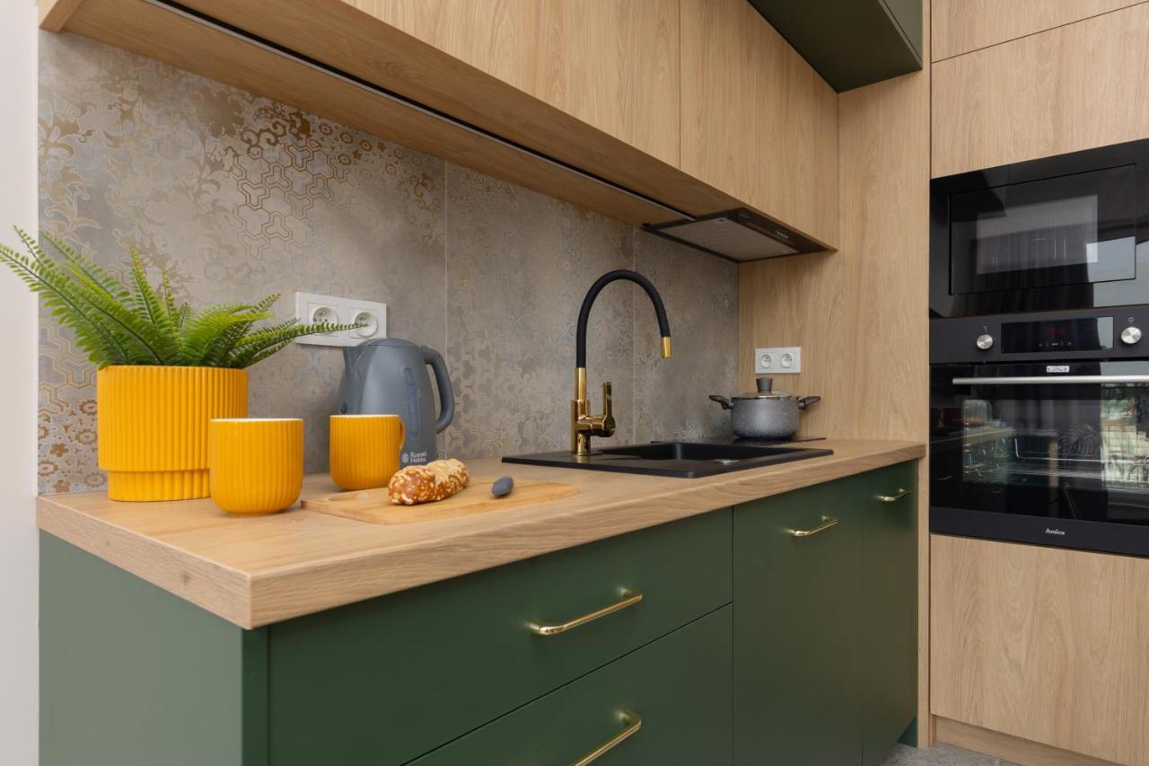 Home Factory Estate Praga Kotsisa By Noclegi Renters Варшава Екстериор снимка