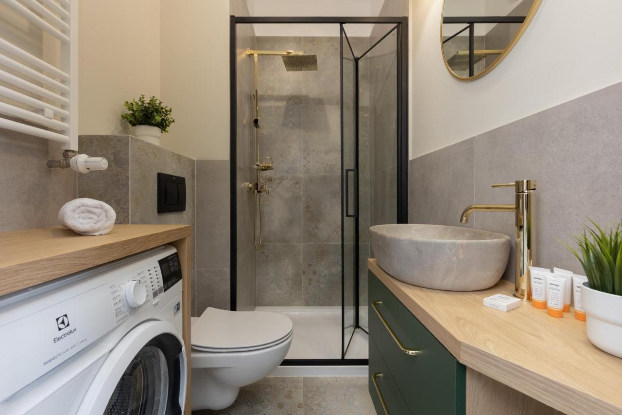 Home Factory Estate Praga Kotsisa By Noclegi Renters Варшава Екстериор снимка